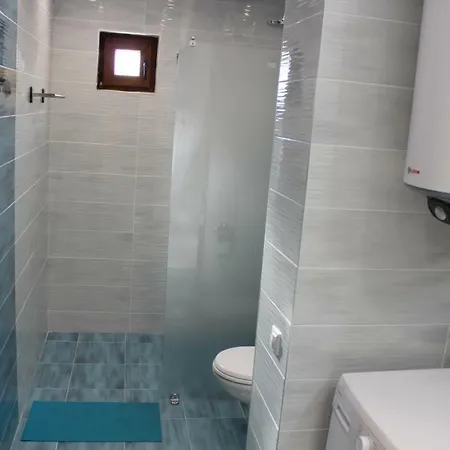 דירה Modavarna וארנה